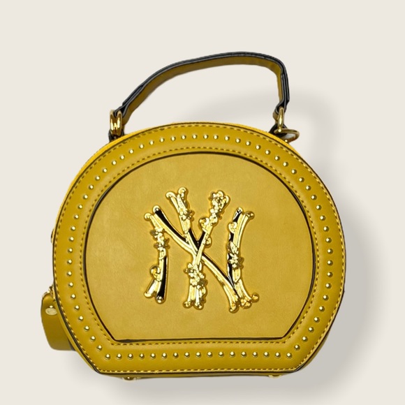 Vintage Style Crossbody Bag with Charm